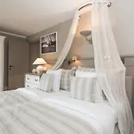 Lebeaubylivingroom