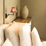 Lebeaubylivingroom 3*