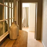 Lebeaubylivingroom Otel 3*