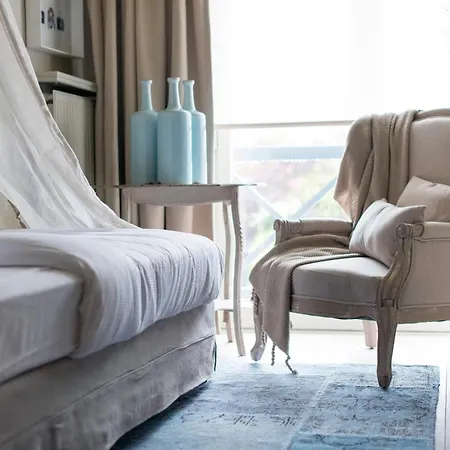 Lebeaubylivingroom