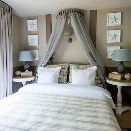 Lebeaubylivingroom Hotel