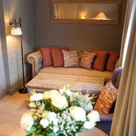 Lebeaubylivingroom Hotel