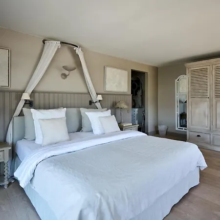 Lebeaubylivingroom