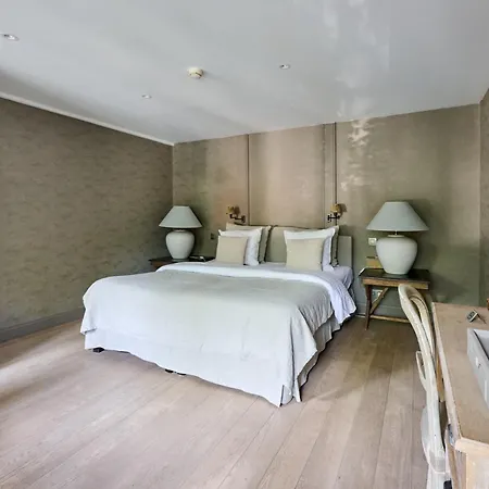 Lebeaubylivingroom Hotel