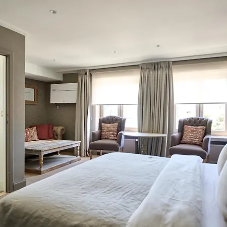 Lebeaubylivingroom Hotel