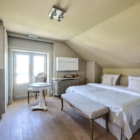 Lebeaubylivingroom 3*