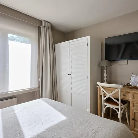 Lebeaubylivingroom