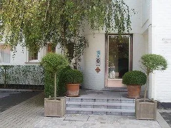 Ξενοδοχείο Lebeaubylivingroom 3*