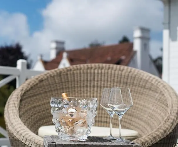 Hotel Lebeaubylivingroom