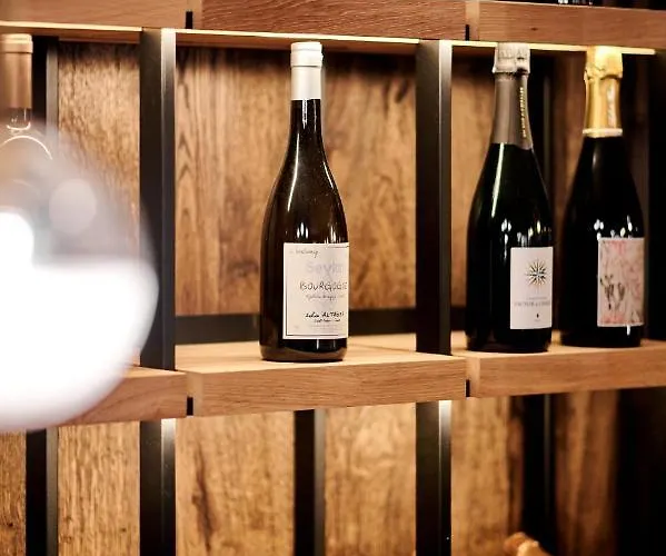 Hotel Lebeaubylivingroom 3*